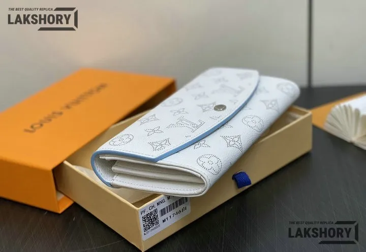 Louis Vuitton 1:1 Mirror Replica Mahina Iris Wallet NM Ivory 19CM/7.5IN Louis Vuitton Replica Wallets Louis Vuitton 1:1 Mirror Replica Mahina Iris Wallet NM Ivory 19CM/7.5IN Louis Vuitton Replica Wallets