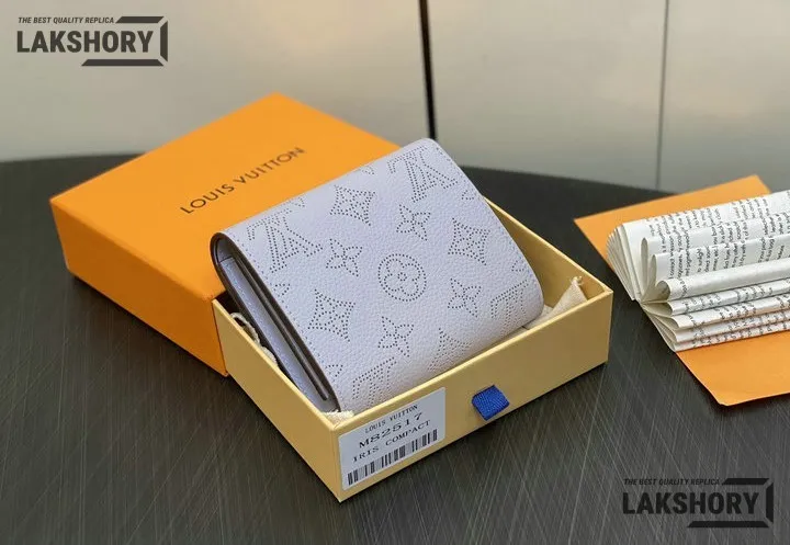 Louis Vuitton 1:1 Mirror Replica Mahina Degrade Iris Compact Wallet NM Blue 12CM/4.7IN Louis Vuitton Replica Wallets Louis Vuitton 1:1 Mirror Replica Mahina Degrade Iris Compact Wallet NM Blue 12CM/4.7IN Louis Vuitton Replica Wallets