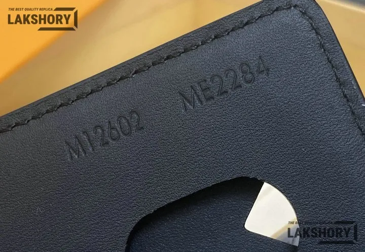 Louis Vuitton 1:1 Mirror Replica Porte-Cartes Magnet Monogram Eclipse 6.5CM/2.6IN Louis Vuitton Replica Wallets Louis Vuitton 1:1 Mirror Replica Porte-Cartes Magnet Monogram Eclipse 6.5CM/2.6IN Louis Vuitton Replica Wallets