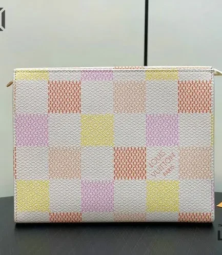 Louis Vuitton 1:1 Mirror Replica Toilet Pouch Peach 25CM/9.8IN Louis Vuitton Replica Wallets