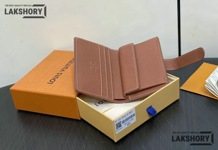 Louis Vuitton 1:1 Mirror Replica Low Key Compact Wallet Low Key 11CM/4.3IN Louis Vuitton Replica Wallets Louis Vuitton 1:1 Mirror Replica Low Key Compact Wallet Low Key 11CM/4.3IN Louis Vuitton Replica Wallets