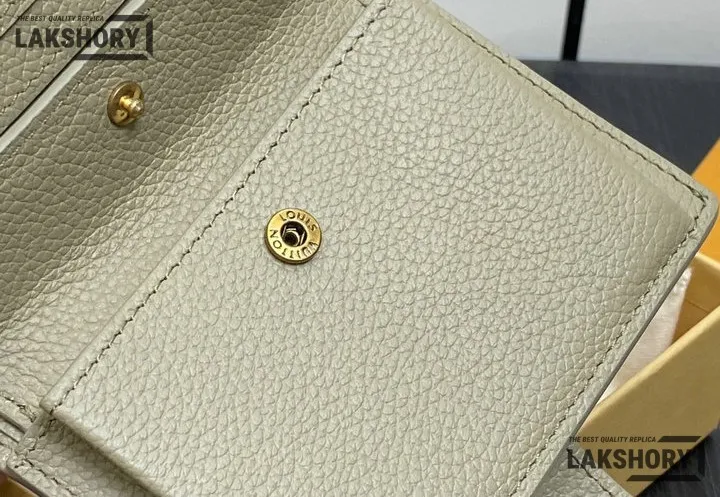 Louis Vuitton 1:1 Mirror Replica Low Key Compact Wallet Low Key 11CM/4.3IN Louis Vuitton Replica Wallets Louis Vuitton 1:1 Mirror Replica Low Key Compact Wallet Low Key 11CM/4.3IN Louis Vuitton Replica Wallets