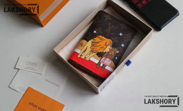 Louis Vuitton 1:1 Mirror Replica Monogram Christmas Animation Passport Cover 10CM/3.9IN Louis Vuitton Replica Wallets Louis Vuitton 1:1 Mirror Replica Monogram Christmas Animation Passport Cover 10CM/3.9IN Louis Vuitton Replica Wallets