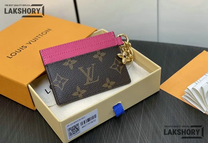 Louis Vuitton 1:1 Mirror Replica Monogram LV Charms Card Holder 7CM/2.8IN Louis Vuitton Replica Wallets Louis Vuitton 1:1 Mirror Replica Monogram LV Charms Card Holder 7CM/2.8IN Louis Vuitton Replica Wallets