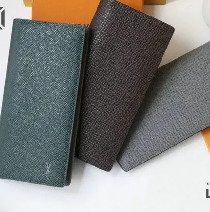 Louis Vuitton 1:1 Mirror Replica Taiga Brazza Wallet 19CM/7.5IN Louis Vuitton Replica Wallets