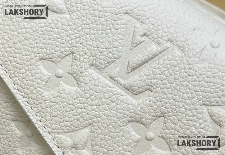 Louis Vuitton 1:1 Mirror Replica Sarah Wallet Monogram Empreinte 19CM/7.5IN Louis Vuitton Replica Wallets Louis Vuitton 1:1 Mirror Replica Sarah Wallet Monogram Empreinte 19CM/7.5IN Louis Vuitton Replica Wallets