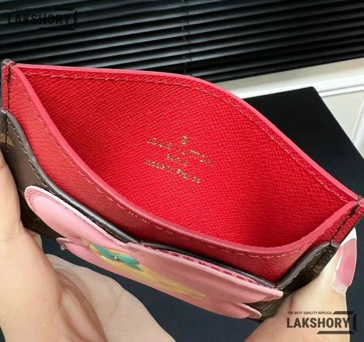 Louis Vuitton 1:1 Mirror Replica Monogram Vivienne Card Holder 7CM/2.8IN Louis Vuitton Replica Wallets Louis Vuitton 1:1 Mirror Replica Monogram Vivienne Card Holder 7CM/2.8IN Louis Vuitton Replica Wallets