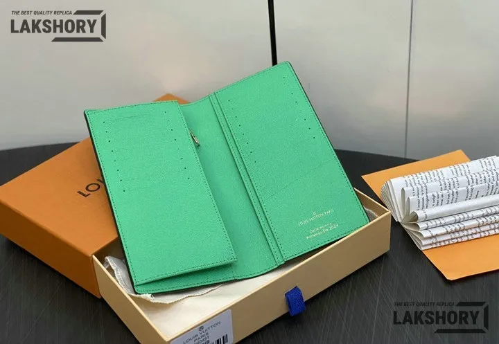 Louis Vuitton 1:1 Mirror Replica Portefeuille Brazza Long Wallet 19CM/7.5IN Louis Vuitton Replica Wallets Louis Vuitton 1:1 Mirror Replica Portefeuille Brazza Long Wallet 19CM/7.5IN Louis Vuitton Replica Wallets