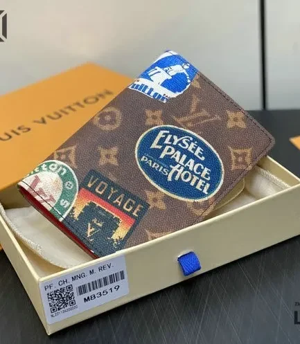 Louis Vuitton 1:1 Mirror Replica Flight Mode Passport Cover Monogram 14CM/5.5IN Louis Vuitton Replica Wallets