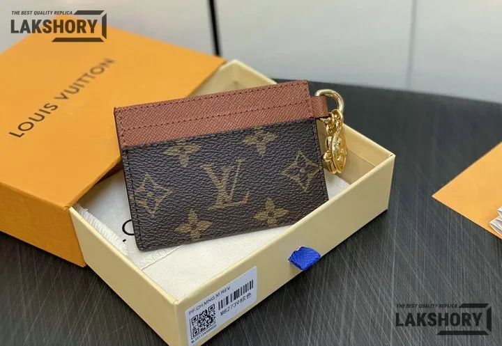Louis Vuitton 1:1 Mirror Replica Monogram LV Charms Card Holder 7CM/2.8IN Louis Vuitton Replica Wallets Louis Vuitton 1:1 Mirror Replica Monogram LV Charms Card Holder 7CM/2.8IN Louis Vuitton Replica Wallets