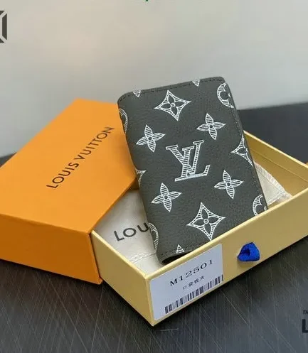 Louis Vuitton 1:1 Mirror Replica Pocket Organizer Monogram Shadow Olive Green 8CM/3.1IN Louis Vuitton Replica Wallets Louis Vuitton 1:1 Mirror Replica Pocket Organizer Monogram Shadow Olive Green 8CM/3.1IN Louis Vuitton Replica Wallets
