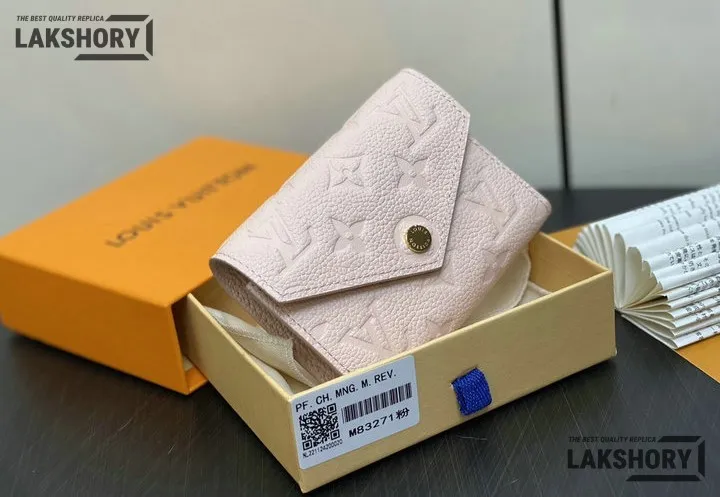 Louis Vuitton 1:1 Mirror Replica White Empreinte Monogram Leather Victorine Wallet 12CM/4.7IN Louis Vuitton Replica Wallets Louis Vuitton 1:1 Mirror Replica White Empreinte Monogram Leather Victorine Wallet 12CM/4.7IN Louis Vuitton Replica Wallets