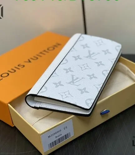 Louis Vuitton 1:1 Mirror Replica Brazza Wallet Taigarama White 19CM/7.5IN Louis Vuitton Replica Wallets