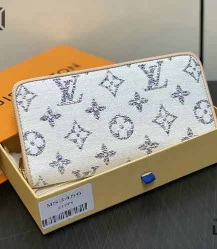 Louis Vuitton 1:1 Mirror Replica Zippy Wallet Mahina Leather White Blue 19.5CM/7.7IN Louis Vuitton Replica Wallets