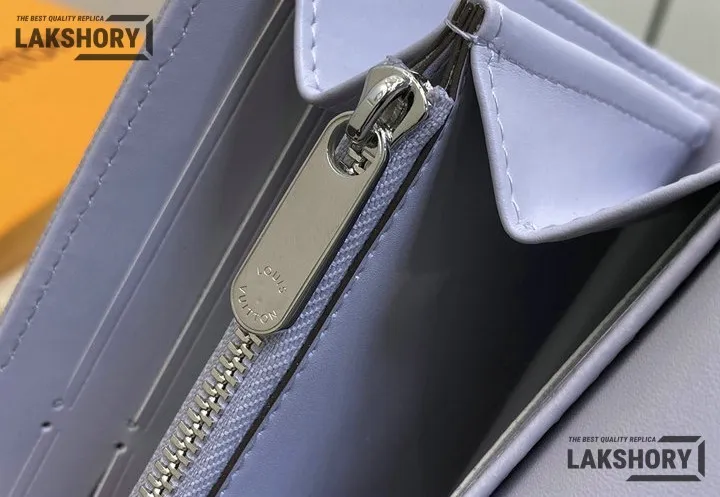 Louis Vuitton 1:1 Mirror Replica Mahina Iris Wallet NM 19CM/7.5IN Louis Vuitton Replica Wallets Louis Vuitton 1:1 Mirror Replica Mahina Iris Wallet NM 19CM/7.5IN Louis Vuitton Replica Wallets