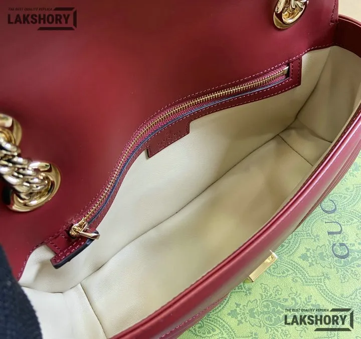 Gucci 1:1 Mirror Replica GG Marmont Medium Leather Bag Red 26CM/10.2IN Gucci Replica Marmont Bags Gucci 1:1 Mirror Replica GG Marmont Medium Leather Bag Red 26CM/10.2IN Gucci Replica Marmont Bags