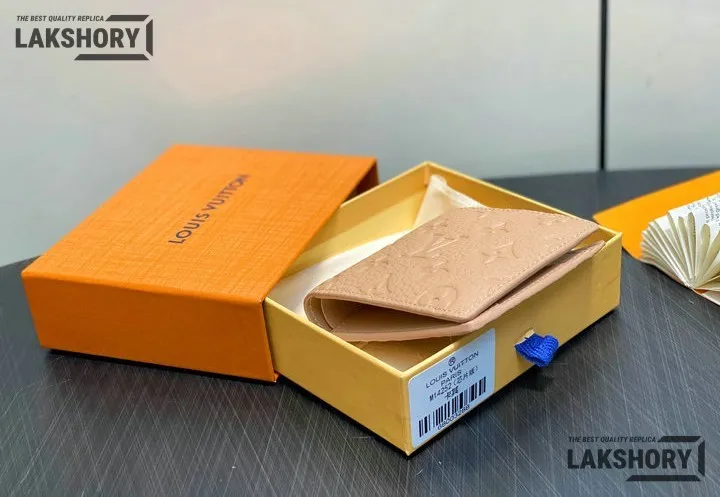 Louis Vuitton 1:1 Mirror Replica Multiple Wallet Taurillon Monogram 11CM/4.3IN Louis Vuitton Replica Wallets Louis Vuitton 1:1 Mirror Replica Multiple Wallet Taurillon Monogram 11CM/4.3IN Louis Vuitton Replica Wallets