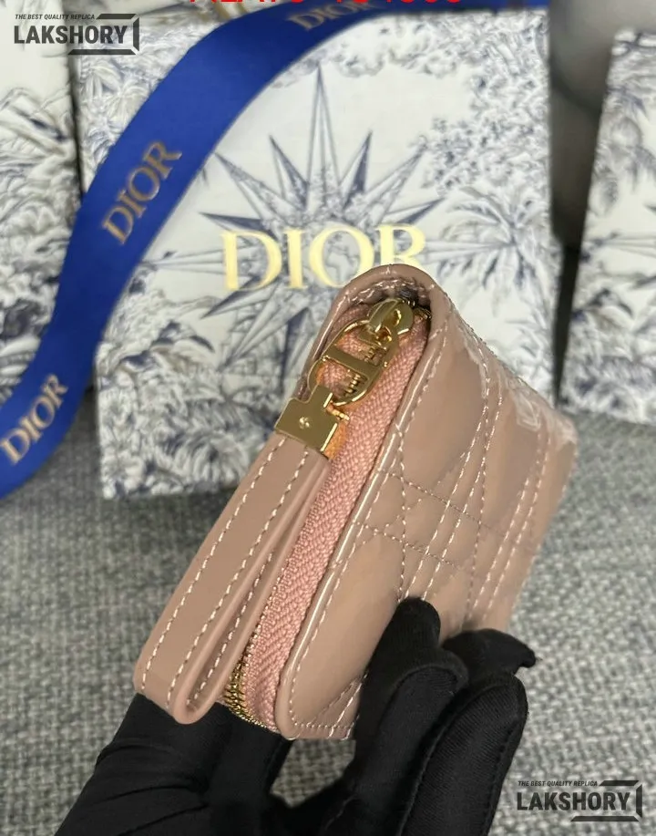 Dior 1:1 Mirror Replica Dior Microcannage Patent Leather Croisiere Wallet on Chain 11CM/4.3IN Christian Dior Replica Wallets Dior 1:1 Mirror Replica Dior Microcannage Patent Leather Croisiere Wallet on Chain 11CM/4.3IN Christian Dior Replica Wallets