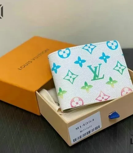 Louis Vuitton 1:1 Mirror Replica Iridescent Gradient White Wallet 9CM/3.5IN Louis Vuitton Replica Wallets