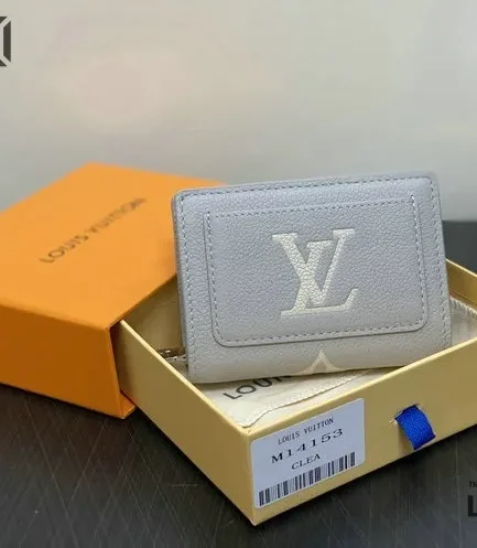 Louis Vuitton 1:1 Mirror Replica Empreinte Monogram Giant Clea Wallet Tourterelle Grey 11CM/4.3IN Louis Vuitton Replica Wallets
