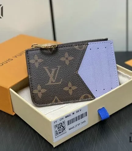 Louis Vuitton 1:1 Mirror Replica Monogram Zipped Romy Card Holder Bubble 8CM/3.1IN Louis Vuitton Replica Wallets Louis Vuitton 1:1 Mirror Replica Monogram Zipped Romy Card Holder Bubble 8CM/3.1IN Louis Vuitton Replica Wallets