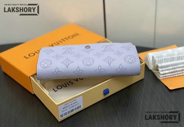 Louis Vuitton 1:1 Mirror Replica Mahina Iris Wallet NM 19CM/7.5IN Louis Vuitton Replica Wallets Louis Vuitton 1:1 Mirror Replica Mahina Iris Wallet NM 19CM/7.5IN Louis Vuitton Replica Wallets