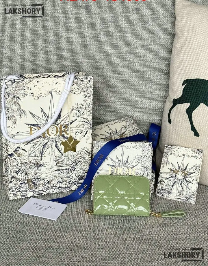 Dior 1:1 Mirror Replica Dior Microcannage Patent Leather Croisiere Wallet on Chain 11CM/4.3IN Christian Dior Replica Wallets Dior 1:1 Mirror Replica Dior Microcannage Patent Leather Croisiere Wallet on Chain 11CM/4.3IN Christian Dior Replica Wallets