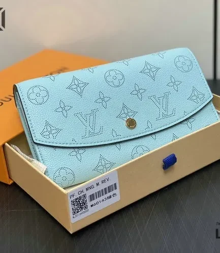 Louis Vuitton 1:1 Mirror Replica Iris Wallet Mahina Leather Blue 19CM/7.5IN Louis Vuitton Replica Wallets
