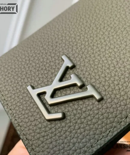 Louis Vuitton 1:1 Mirror Replica Grained Calfskin Aerogram Pocket Organizer Khaki 11CM/4.3IN Louis Vuitton Replica Wallets