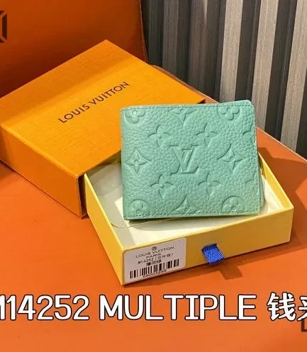 Louis Vuitton 1:1 Mirror Replica Multiple Wallet Taurillon Monogram 11CM/4.3IN Louis Vuitton Replica Wallets Louis Vuitton 1:1 Mirror Replica Multiple Wallet Taurillon Monogram 11CM/4.3IN Louis Vuitton Replica Wallets