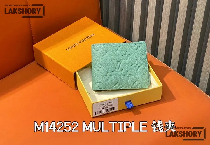 Louis Vuitton 1:1 Mirror Replica Multiple Wallet Taurillon Monogram 11CM/4.3IN Louis Vuitton Replica Wallets Louis Vuitton 1:1 Mirror Replica Multiple Wallet Taurillon Monogram 11CM/4.3IN Louis Vuitton Replica Wallets