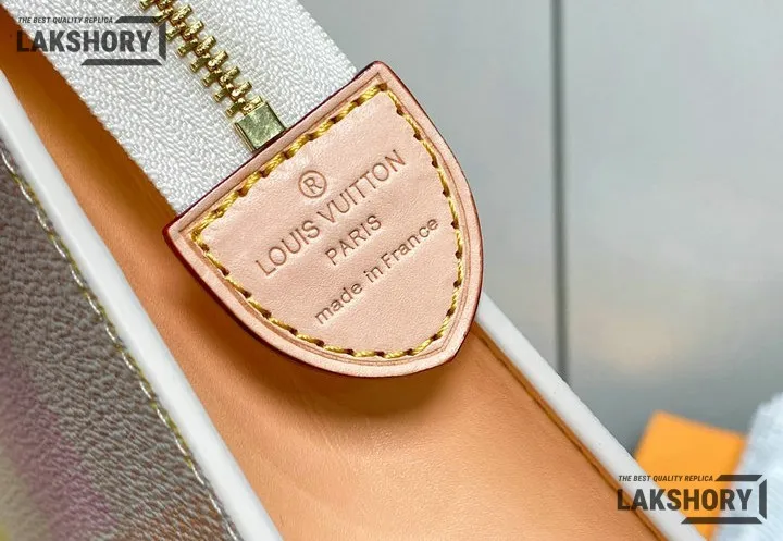 Louis Vuitton 1:1 Mirror Replica Toilet Pouch Peach 25CM/9.8IN Louis Vuitton Replica Wallets Louis Vuitton 1:1 Mirror Replica Toilet Pouch Peach 25CM/9.8IN Louis Vuitton Replica Wallets