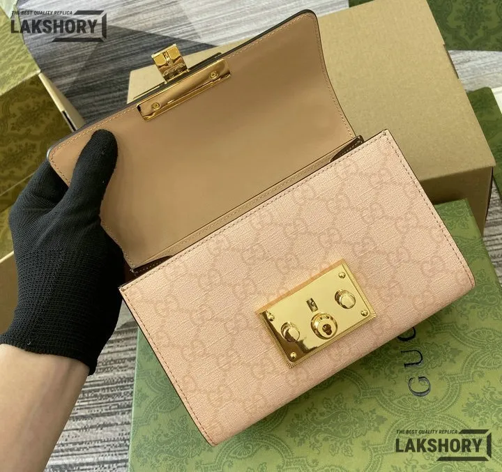 Gucci 1:1 Mirror Replica Padlock GG Supreme Small Shoulder Bag 20CM/7.9IN Gucci Replica Padlock Bags Gucci 1:1 Mirror Replica Padlock GG Supreme Small Shoulder Bag 20CM/7.9IN Gucci Replica Padlock Bags