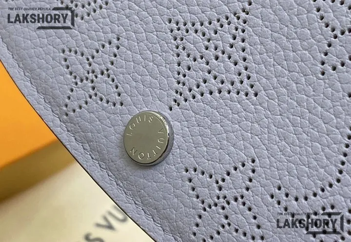 Louis Vuitton 1:1 Mirror Replica Mahina Degrade Iris Compact Wallet NM Blue 12CM/4.7IN Louis Vuitton Replica Wallets Louis Vuitton 1:1 Mirror Replica Mahina Degrade Iris Compact Wallet NM Blue 12CM/4.7IN Louis Vuitton Replica Wallets