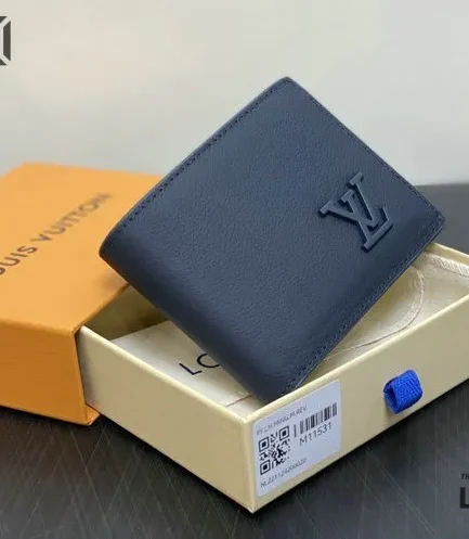 Louis Vuitton 1:1 Mirror Replica Aerogram Portefeuille Multiple Leather Wallet 11.5CM/4.5IN Louis Vuitton Replica Wallets