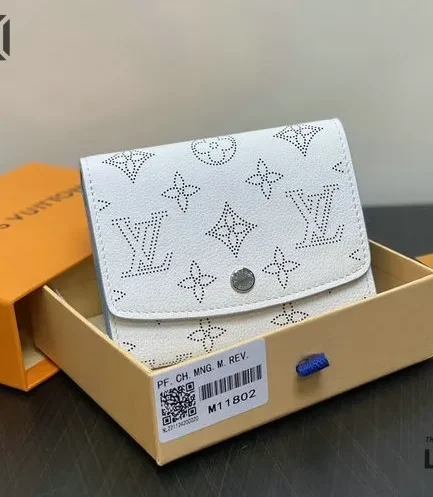 Louis Vuitton 1:1 Mirror Replica Portefeuille Iris Compact Bi-fold Wallet Mahina 12CM/4.7IN Louis Vuitton Replica Wallets