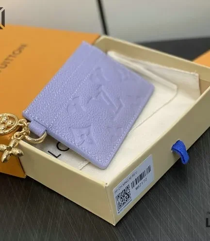 Louis Vuitton 1:1 Mirror Replica Monogram Empreinte LV Charms Card Holder 7CM/2.8IN Louis Vuitton Replica Wallets Louis Vuitton 1:1 Mirror Replica Monogram Empreinte LV Charms Card Holder 7CM/2.8IN Louis Vuitton Replica Wallets