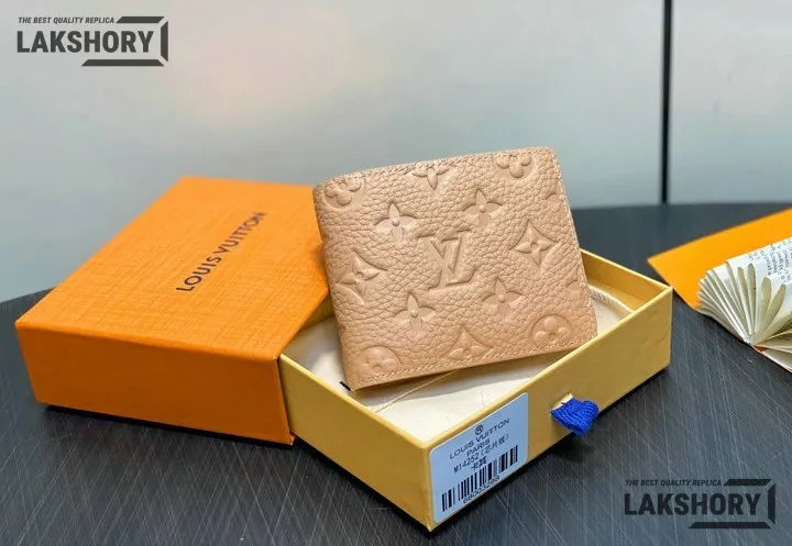 Louis Vuitton 1:1 Mirror Replica Multiple Wallet Taurillon Monogram 11CM/4.3IN Louis Vuitton Replica Wallets Louis Vuitton 1:1 Mirror Replica Multiple Wallet Taurillon Monogram 11CM/4.3IN Louis Vuitton Replica Wallets