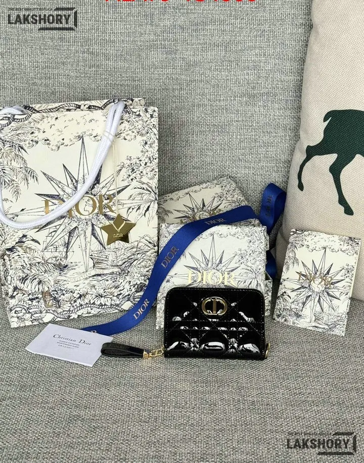 Dior 1:1 Mirror Replica Dior Microcannage Patent Leather Croisiere Wallet on Chain 11CM/4.3IN Christian Dior Replica Wallets Dior 1:1 Mirror Replica Dior Microcannage Patent Leather Croisiere Wallet on Chain 11CM/4.3IN Christian Dior Replica Wallets