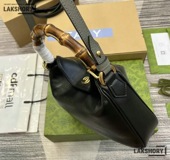 Gucci 1:1 Mirror Replica Small Diana Textured Dollar Shoulder Bag 24CM/9.4IN Gucci Replica Bamboo Bags Gucci 1:1 Mirror Replica Small Diana Textured Dollar Shoulder Bag 24CM/9.4IN Gucci Replica Bamboo Bags