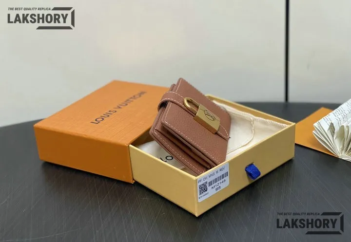 Louis Vuitton 1:1 Mirror Replica Low Key Compact Wallet Low Key 11CM/4.3IN Louis Vuitton Replica Wallets Louis Vuitton 1:1 Mirror Replica Low Key Compact Wallet Low Key 11CM/4.3IN Louis Vuitton Replica Wallets