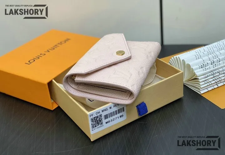 Louis Vuitton 1:1 Mirror Replica White Empreinte Monogram Leather Victorine Wallet 12CM/4.7IN Louis Vuitton Replica Wallets Louis Vuitton 1:1 Mirror Replica White Empreinte Monogram Leather Victorine Wallet 12CM/4.7IN Louis Vuitton Replica Wallets