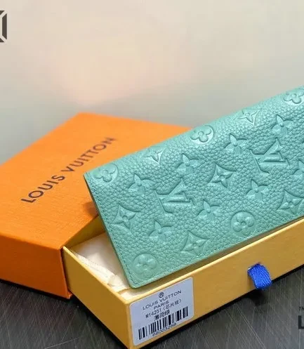 Louis Vuitton 1:1 Mirror Replica Monogram Empreinte Leather Zippy Brazza Wallet 19CM/7.5IN Louis Vuitton Replica Wallets Louis Vuitton 1:1 Mirror Replica Monogram Empreinte Leather Zippy Brazza Wallet 19CM/7.5IN Louis Vuitton Replica Wallets